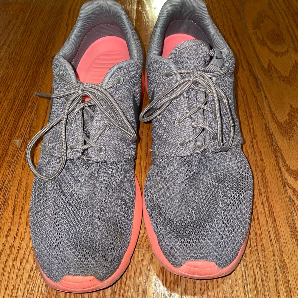 nike rosche run size 8